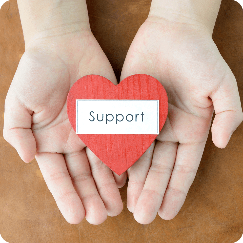 メリット3 電話・遠隔・LINEで対応可能！カルテ入力や請求指導も充実。